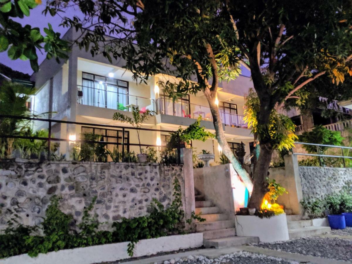 Bentrina Diving Resort Mabini  Exterior photo